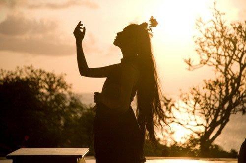 何来的图片 何来的图片