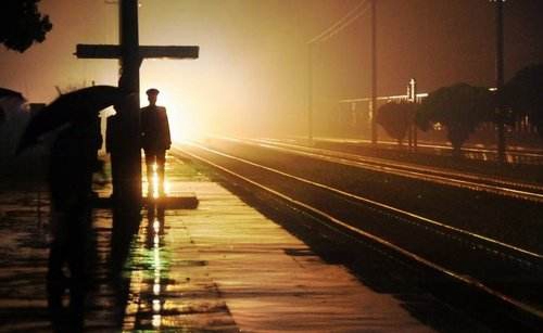 关羽骑单车搞笑段子 关羽骑单车搞笑段子